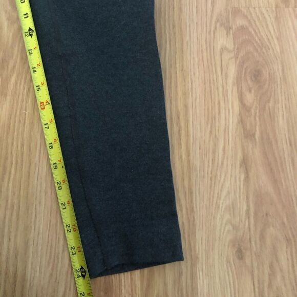 Soft Surroundings Gray Supertech Side Pocket Leggings - Picture 4 of 9
